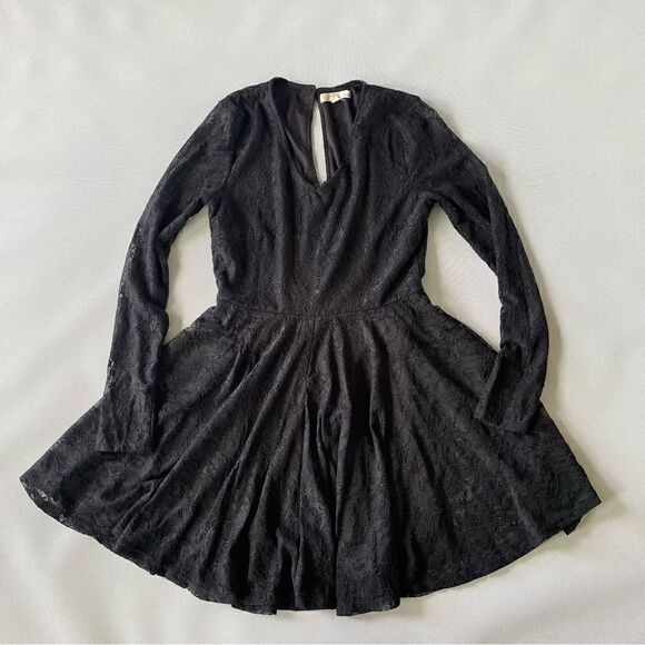 Rewind Floral Lace Black Long Sleeve Dress Women’s Size Medium - Picture 5 of 10